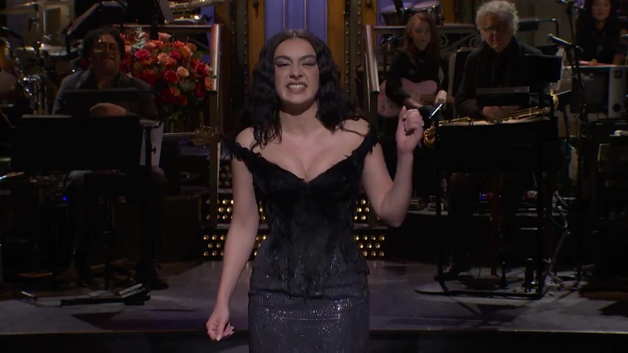 Charli XCX declares Martha Stewart's feud with journalist is 'brat' in SNL monologue