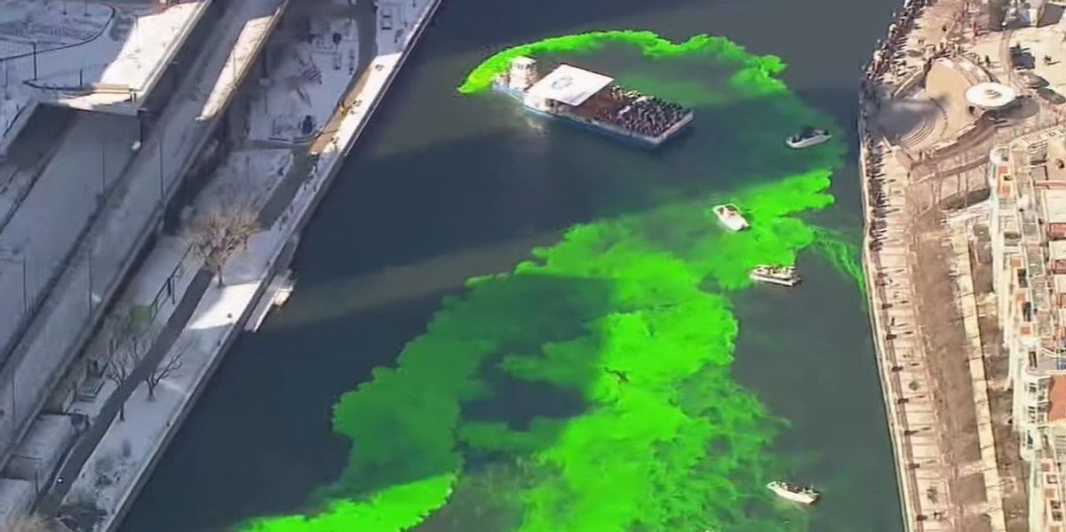 chicago river green st pattys day video chicago river green st pattys day video
