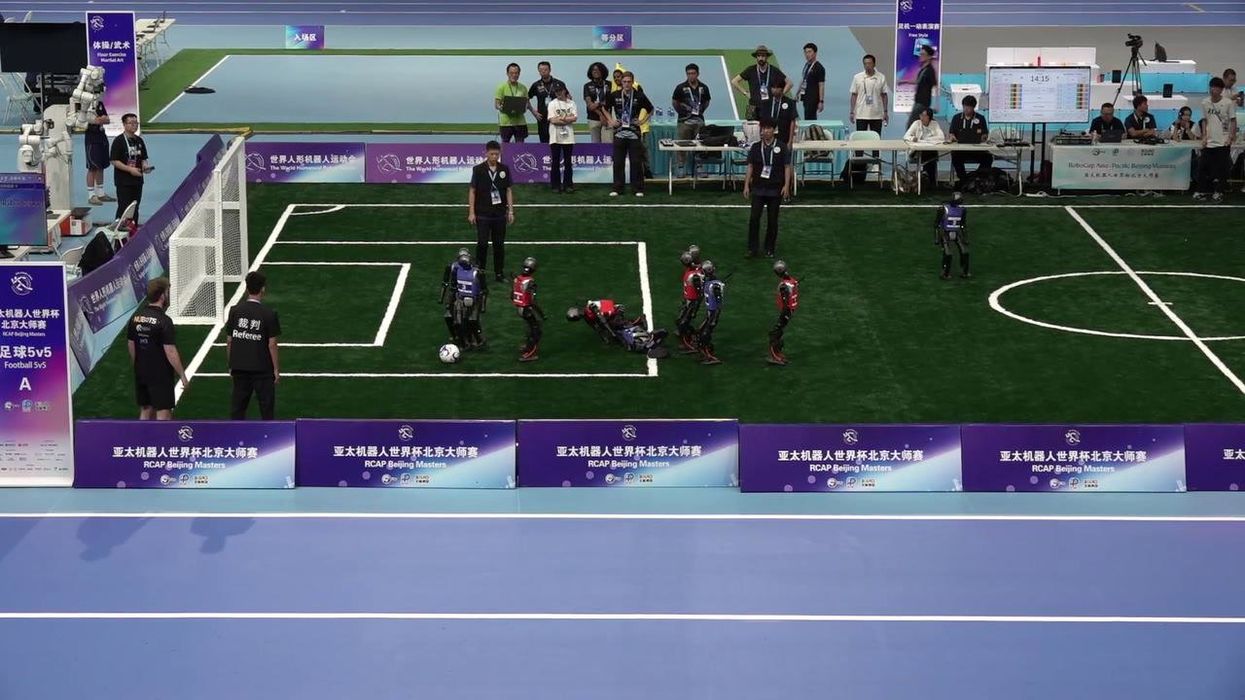 Robot crashes head first at first ever robot olympics