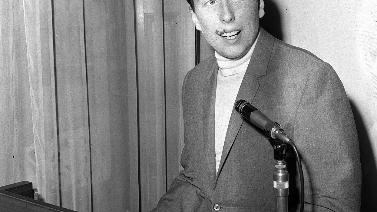 <p>Chris Farlowe</p>