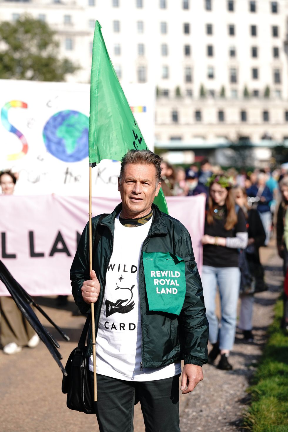 Chris Packham arrives at Buckingham Palace (Jonathan Brady/PA)