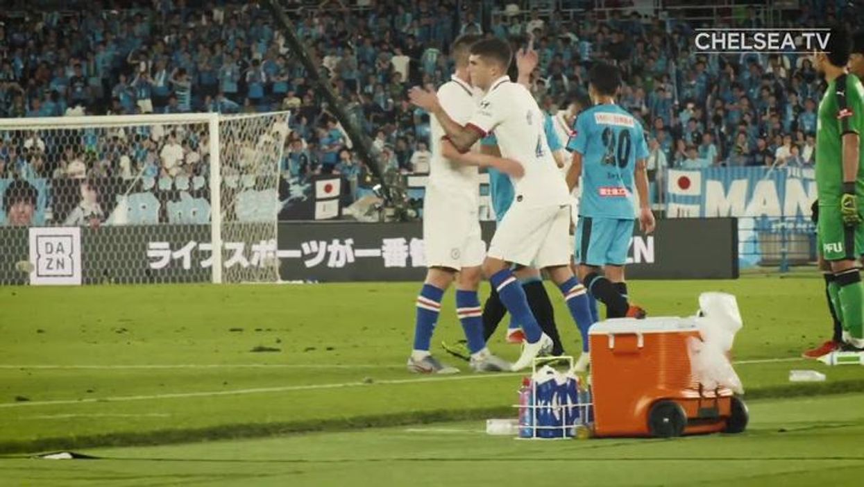 Chelsea's Jorginho 'ruins' fan's Pulisic shirts by accidentally signing it