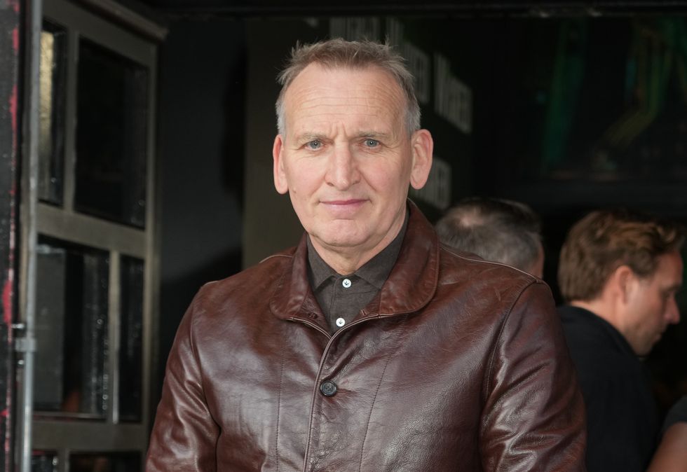 Christopher Eccleston to run London Marathon in aid of the Big Issue