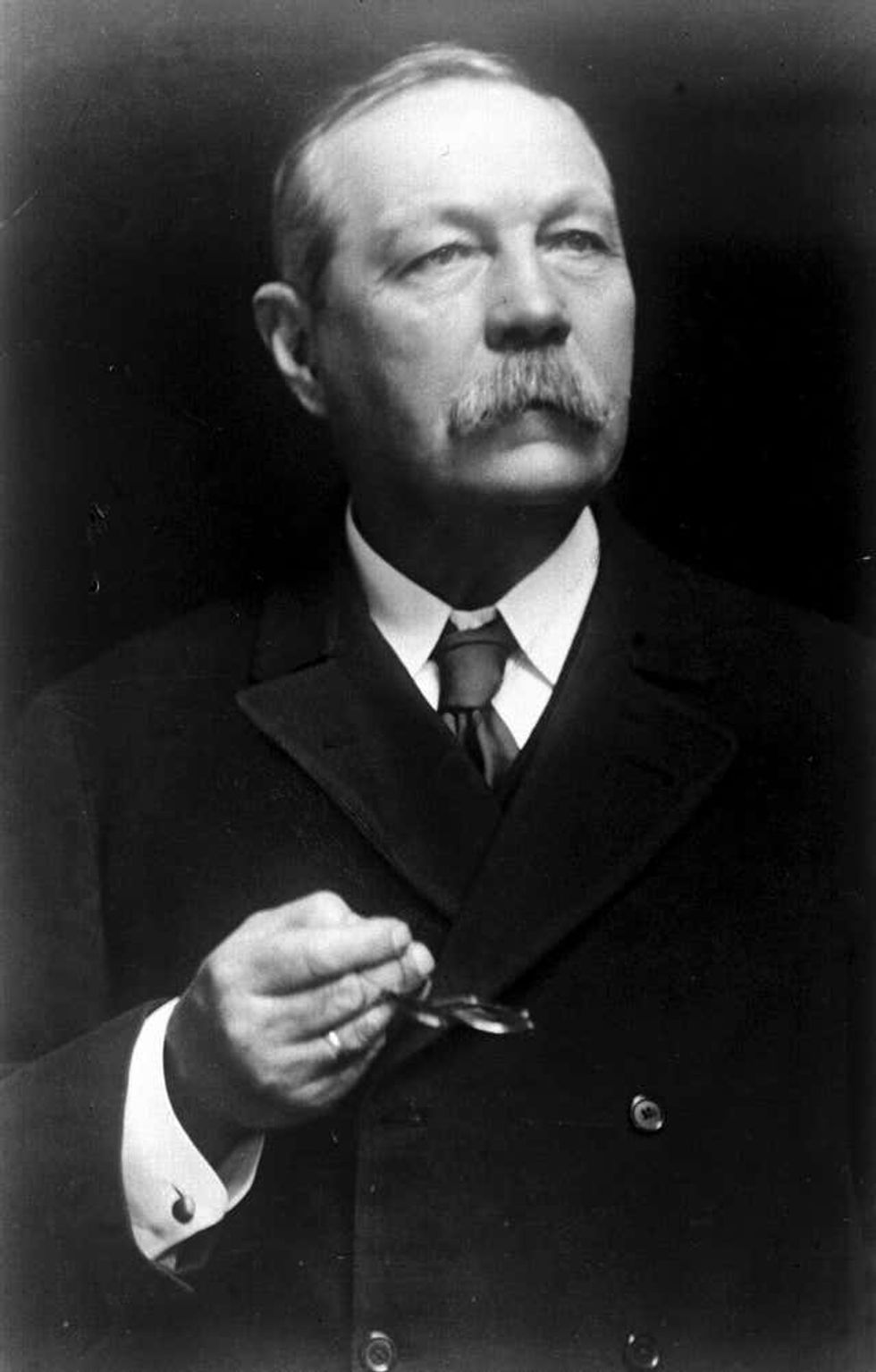 CONAN DOYLE : 1921