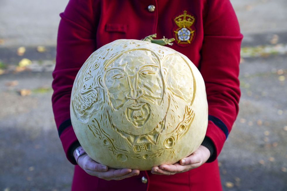 Corpulent Henry VIII\u2019s face was carved on the heaviest pumpkin