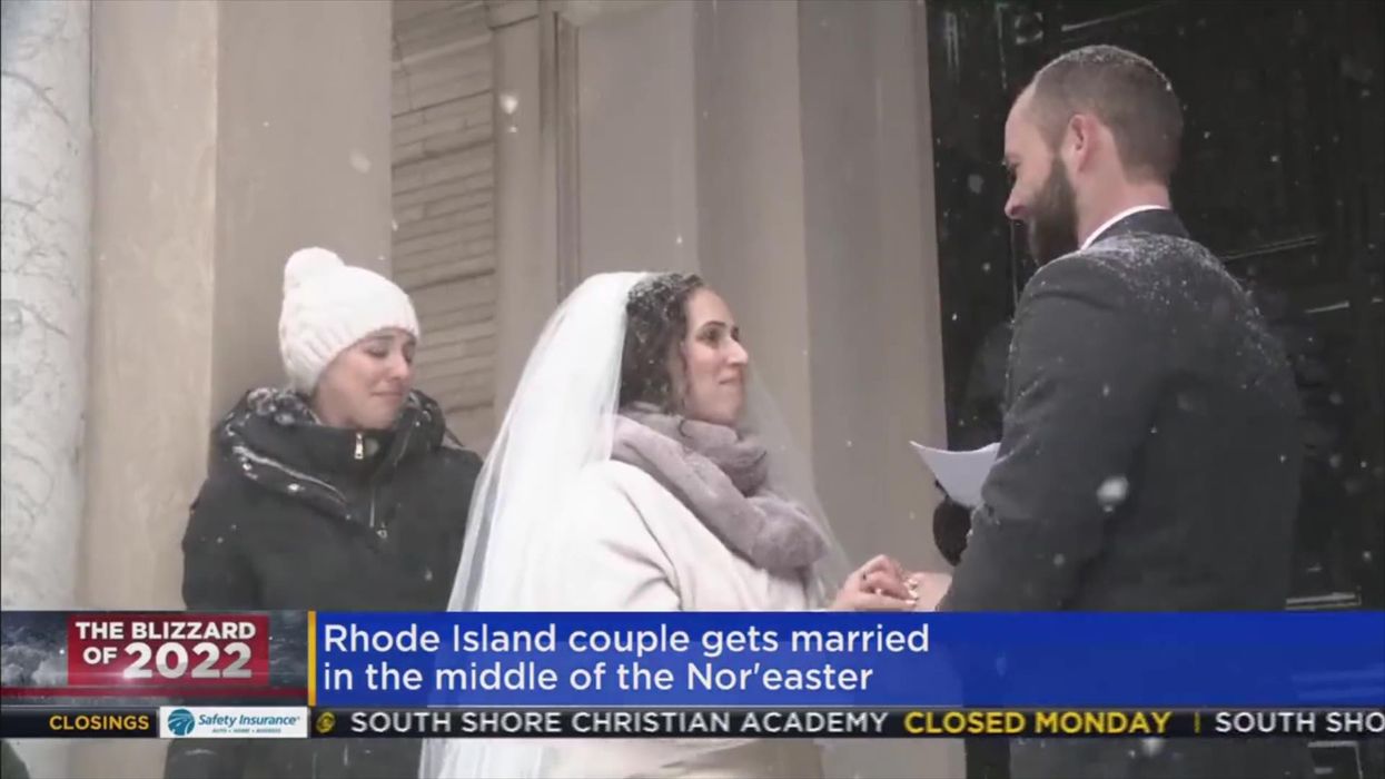 White Wedding: Couple get married during snow blizzard in Rhode Island
