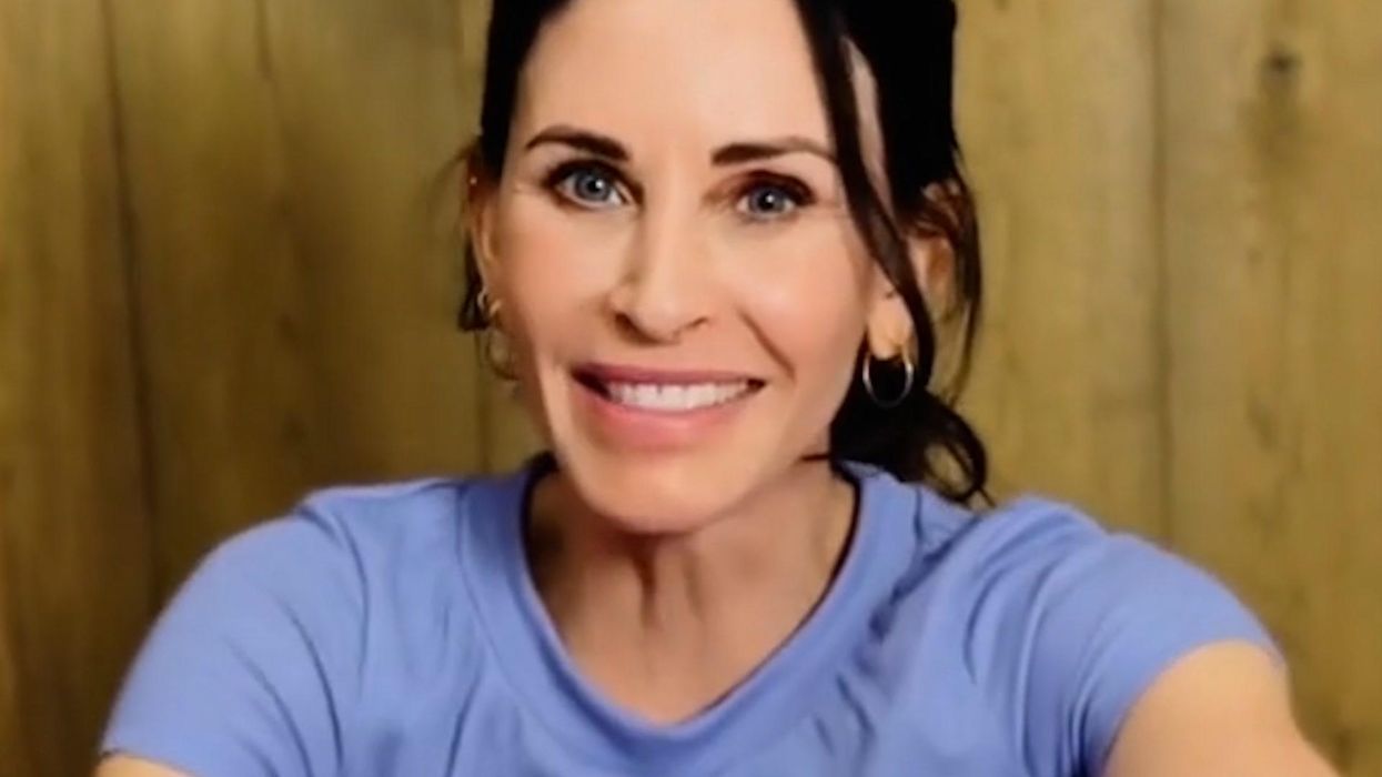 Courteney Cox remakes famous 80s tampon advert to reflect menopause struggle