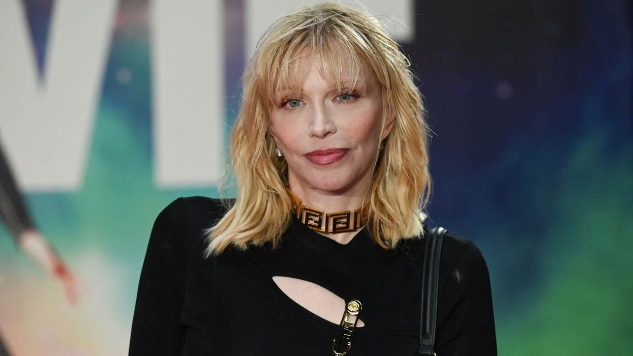 Courtney Love post praising 'aspirational' Taylor Swift resurfaces after 'not important' comments