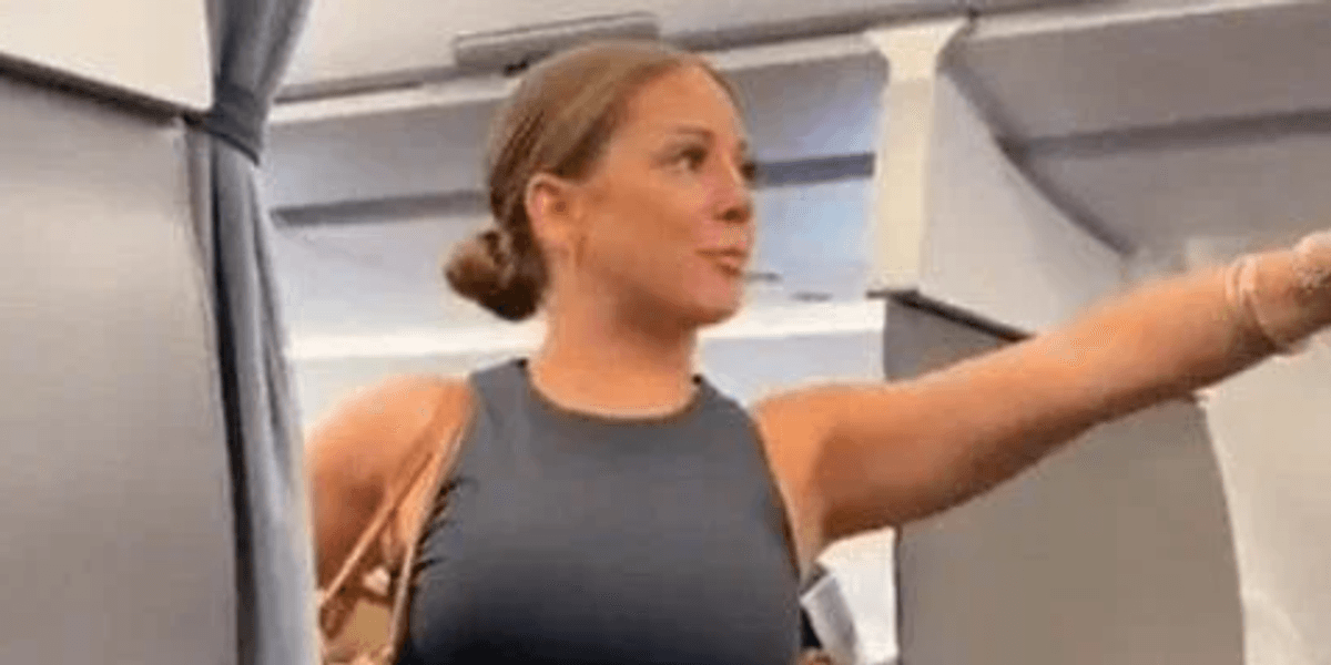 'Crazy plane lady' Tiffany Gomas is now a right-wing influencer | indy100