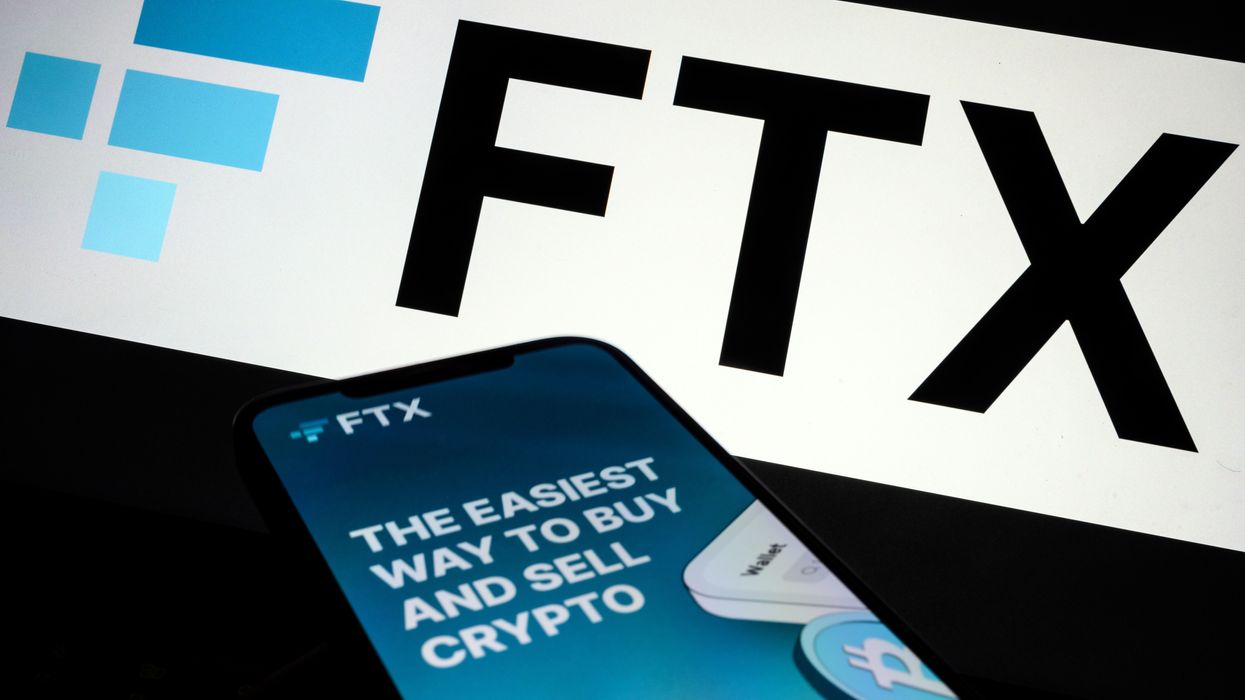 FTX crypto boss dubbed 'next Warren Buffet' loses $16bn fortune