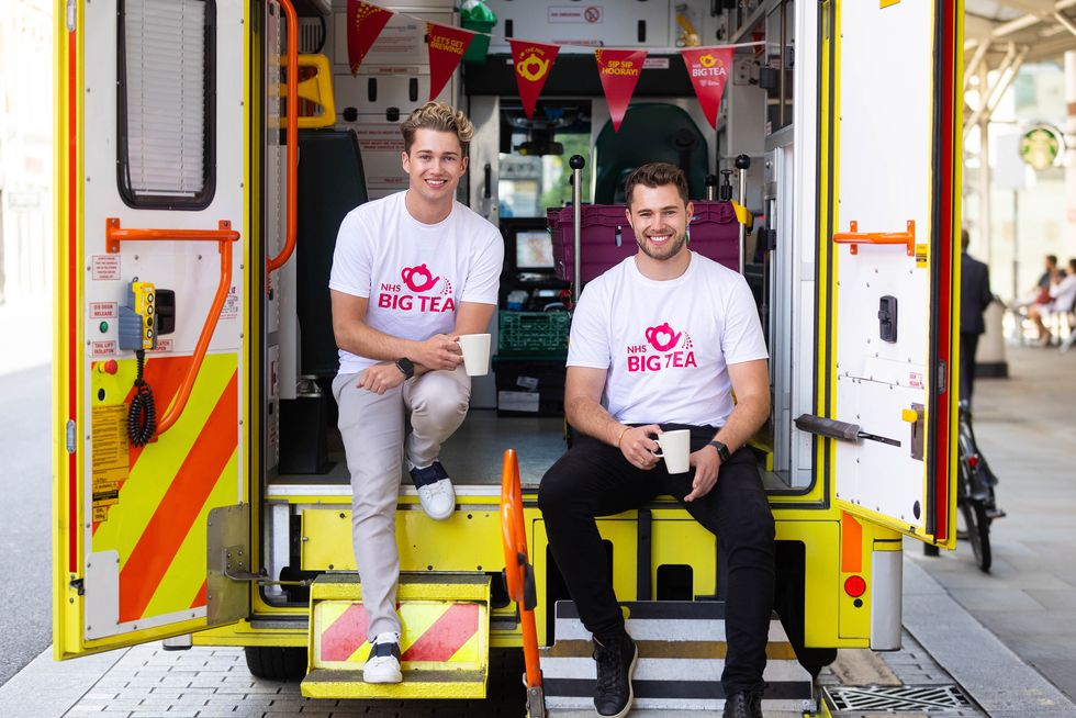 Curtis and AJ Pritchard surprise staff and patients to celebrate birthday of NHS