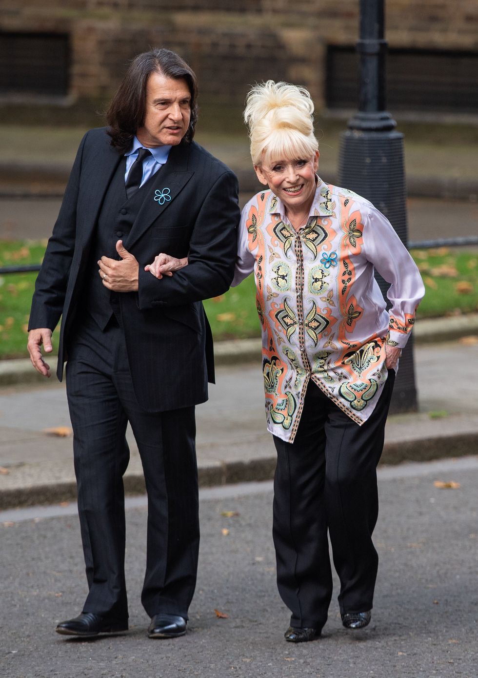 Dame Barbara Windsor and Scott Mitchell (Dominic Lipinski/PA)