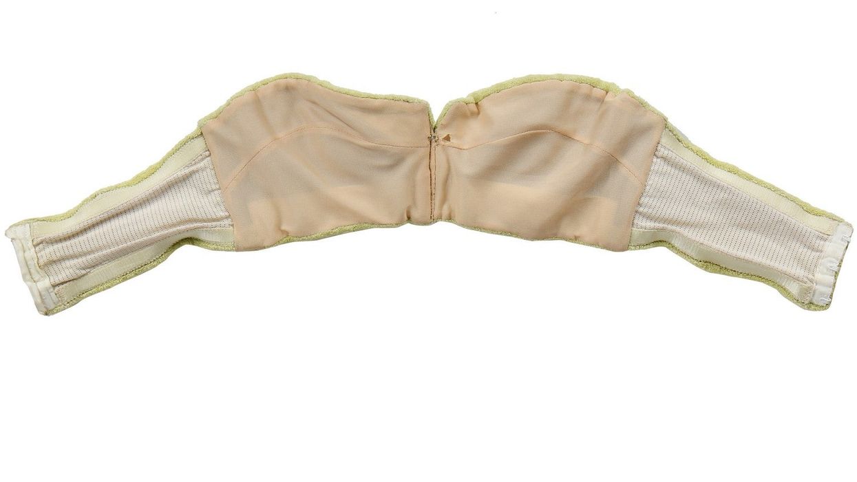 Dame Barbara Windsor's Carry On Camping bra