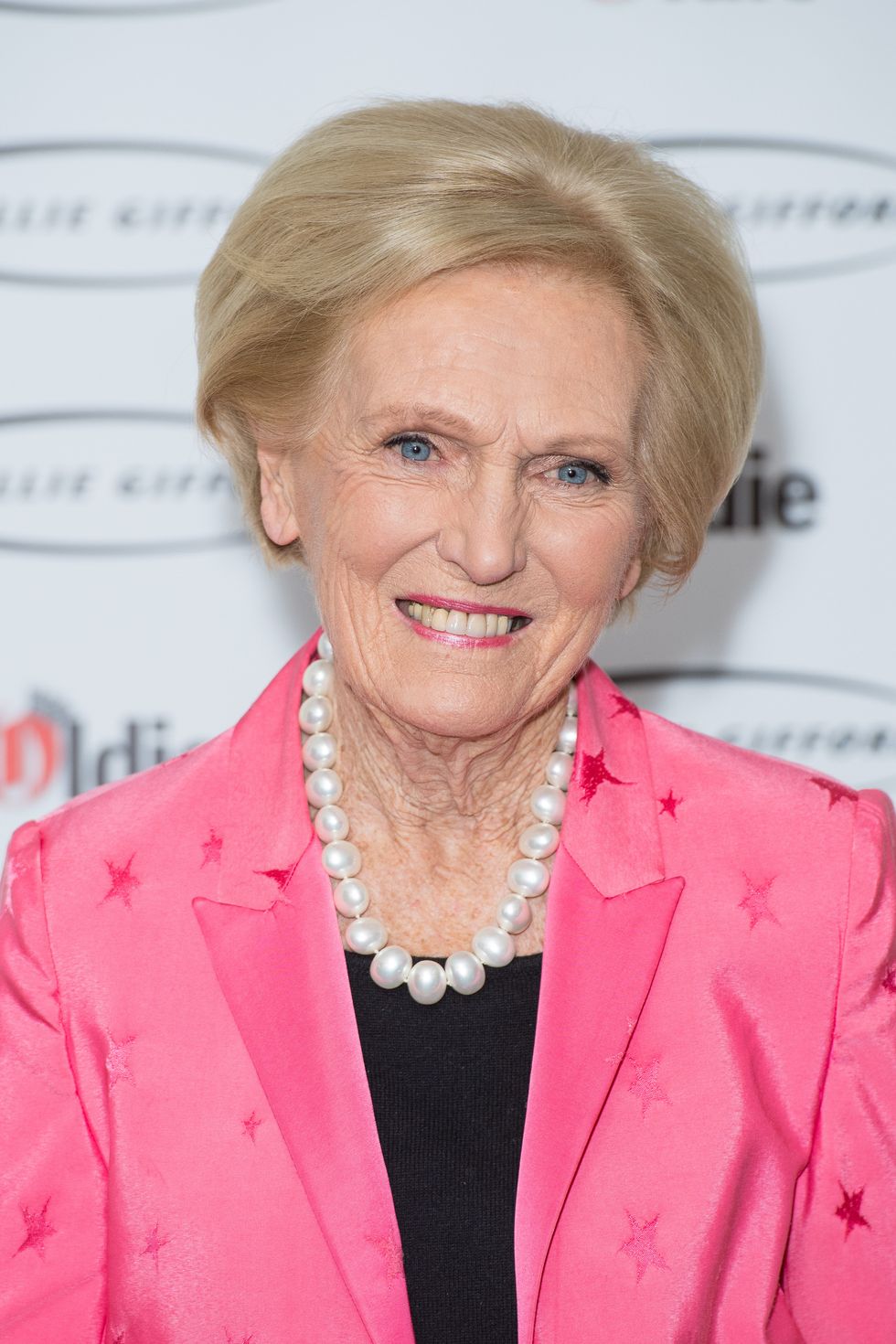 Mary Berry praises range of ages among Jubilee pudding contest entries