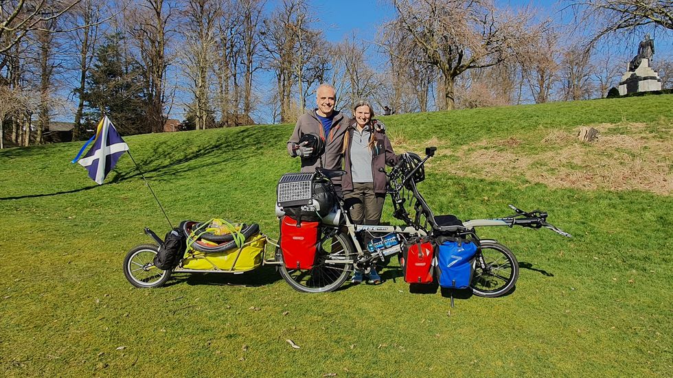 Scottish couple set to cycle around the world to raise money for Ukraine