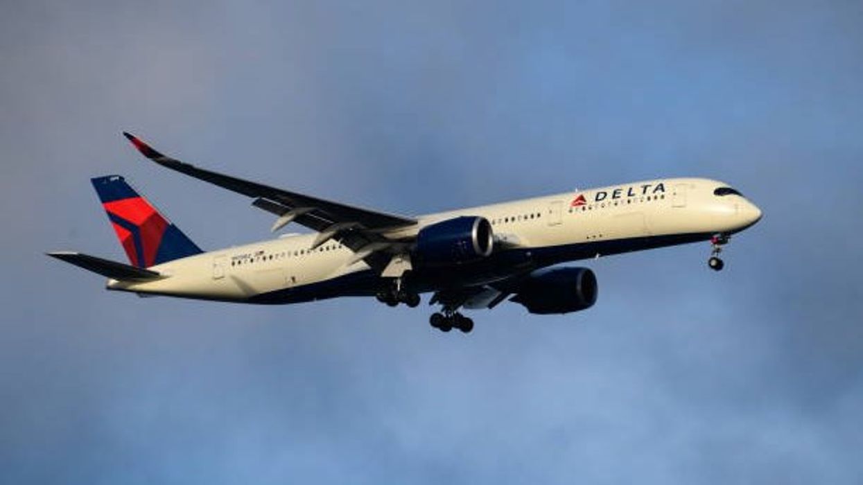 8 smelly times poo and farts have forced planes to land early