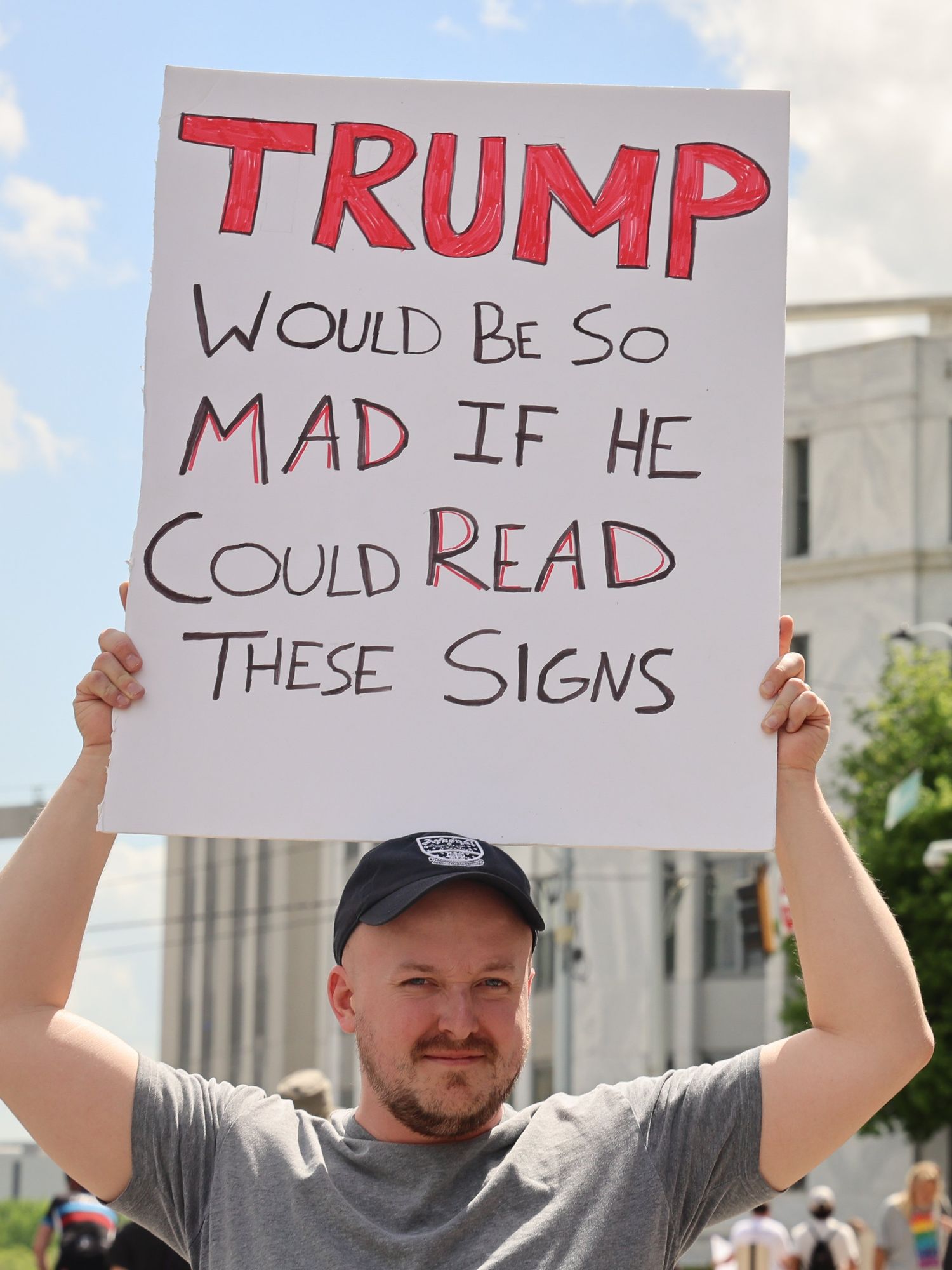 The 10 best protest signs against Donald Trump