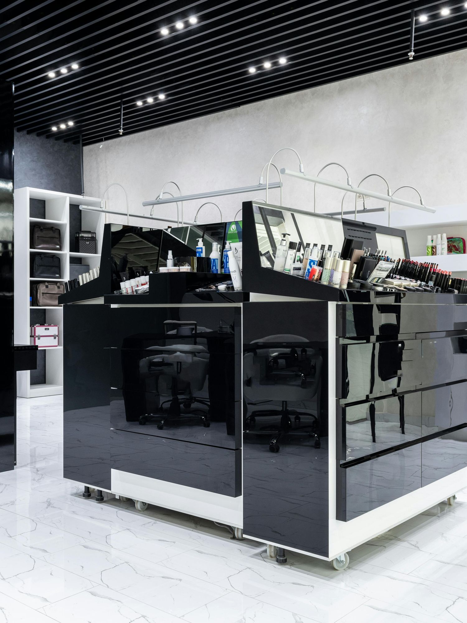 Dermatologist reveals 'manipulative' advertising hack stores use to sell teenagers skincare