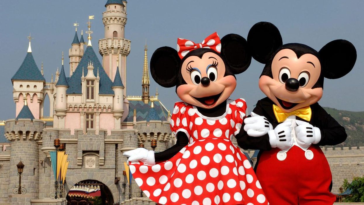 Couple give away $1,500 to Disney fans who answered one trivia question correctly