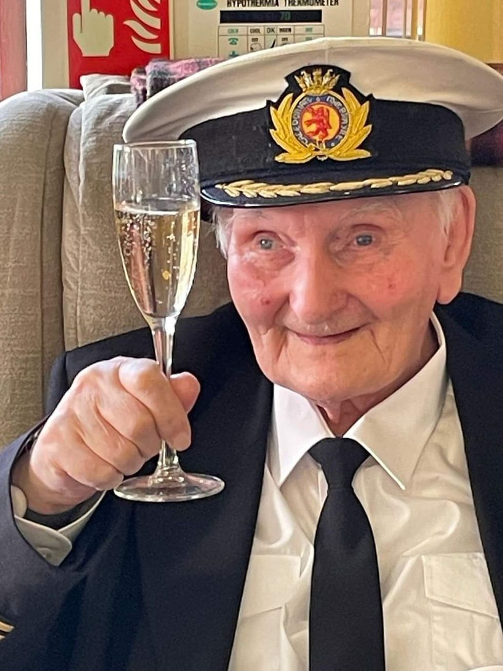 Former sailor celebrates his 102nd birthday with gifts from ferry operator