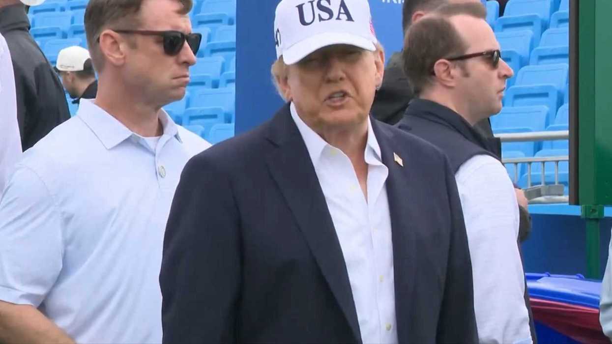 Trump gives ‘hilarious’ three-word response to question about backing Vance for 2028