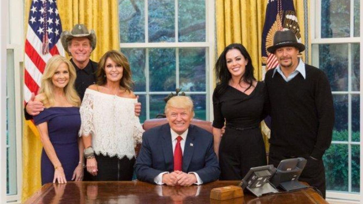 Donald Trump meets with Sarah Palin, Kid Rock, and Ted Nugent in the White House for dinner