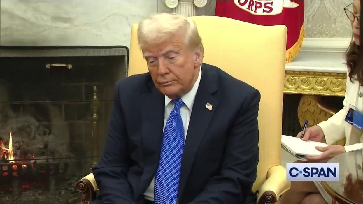 Donald Trump says he won't deport Prince Harry for one ridiculous reason as visa documents unsealed