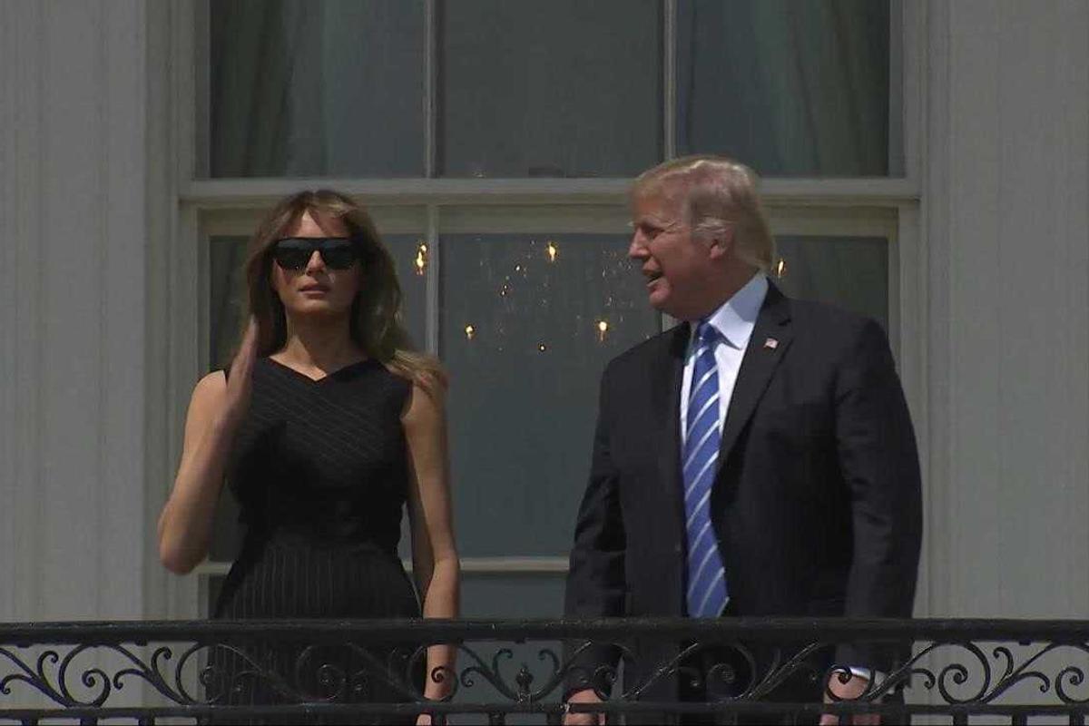 White House criticised as it reshares image of Trump looking directly at eclipse