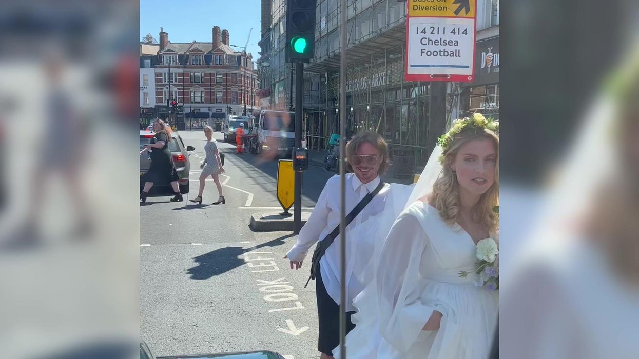 Photographer says bride cancelled days before her wedding and married someone else instead