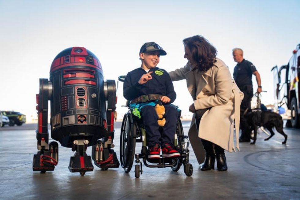 DShirley Ballas speaks with Alex Knowles, nine, from Morecambe