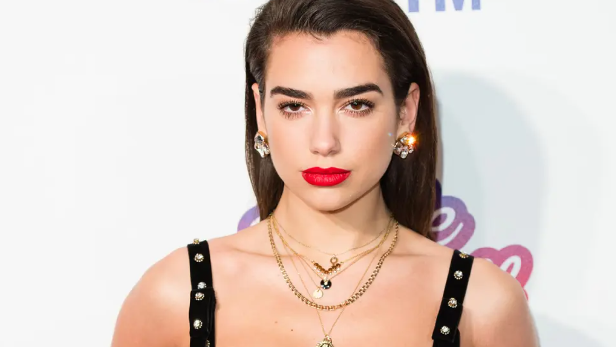<p>Dua Lipa</p>