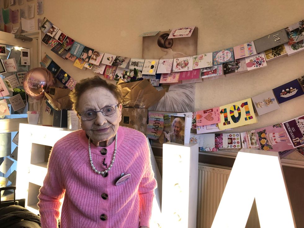 Edna celebrates 101st birthday amid 30,000 cards following care home appeal