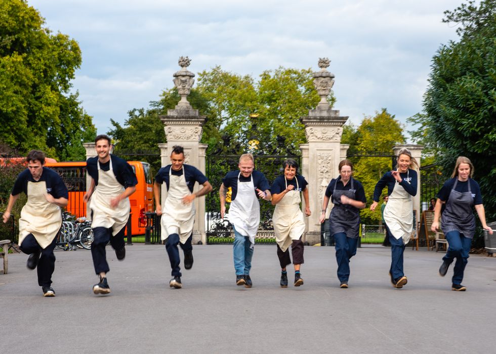 Budding botanists put best foot forward in Kew’s annual clogs and apron race