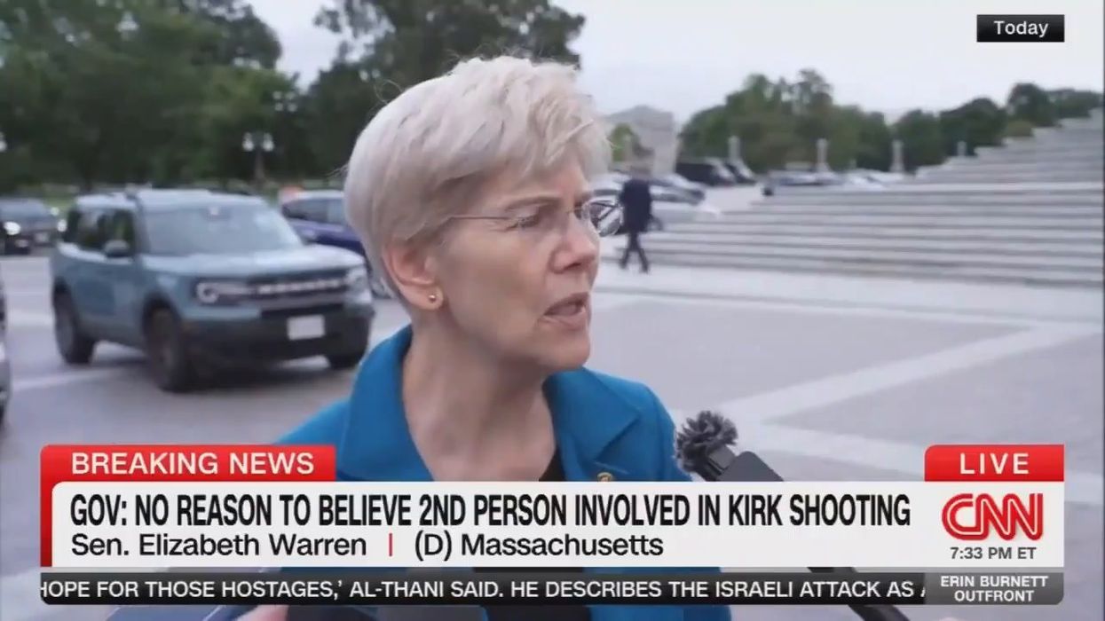 Elizabeth Warren tells reporter to look at every 'ugly word' posted by Trump