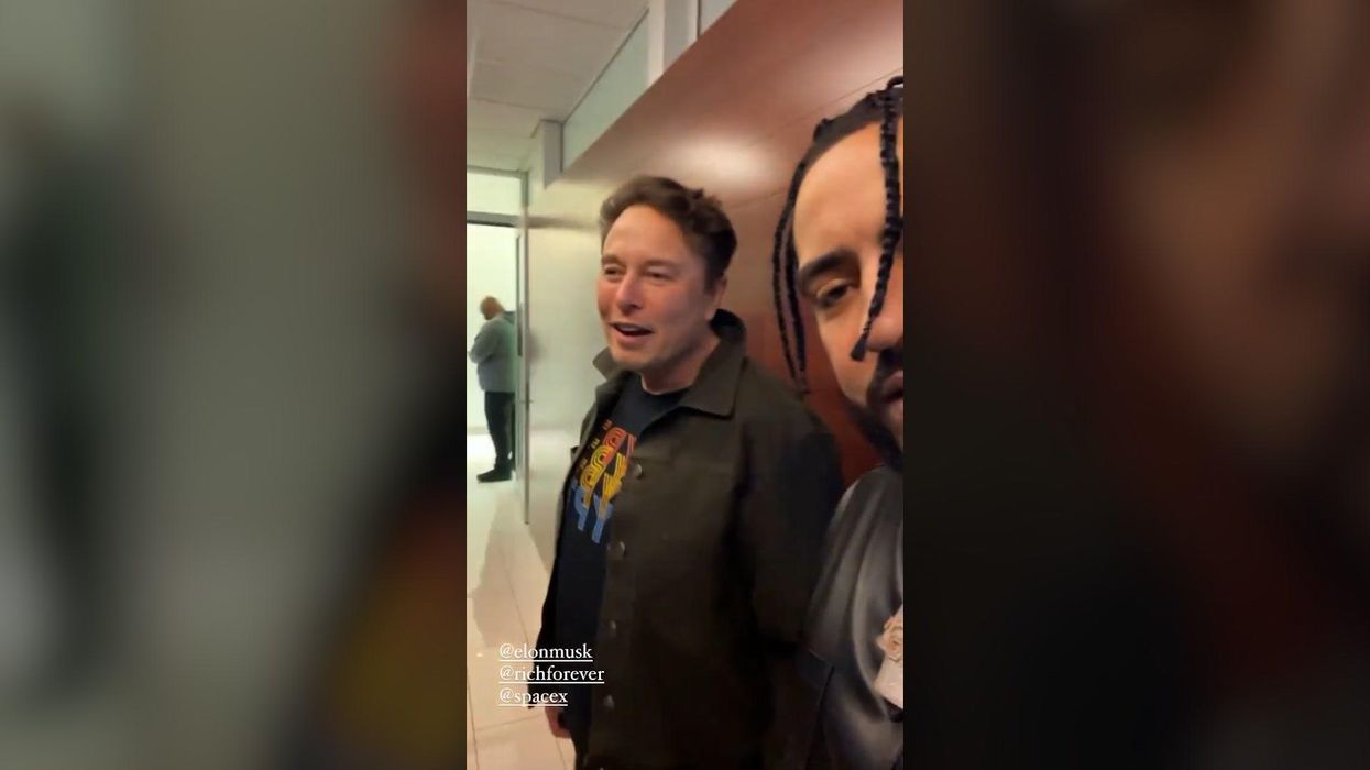 Elon Musk tells rappers to 'not bet the farm on crypto' while wearing a crypto t-shirt