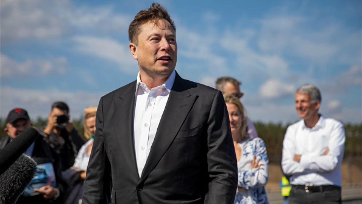 A journalist told Elon Musk to buy Twitter in 2017 - now he says exchange continues to 'haunt' him