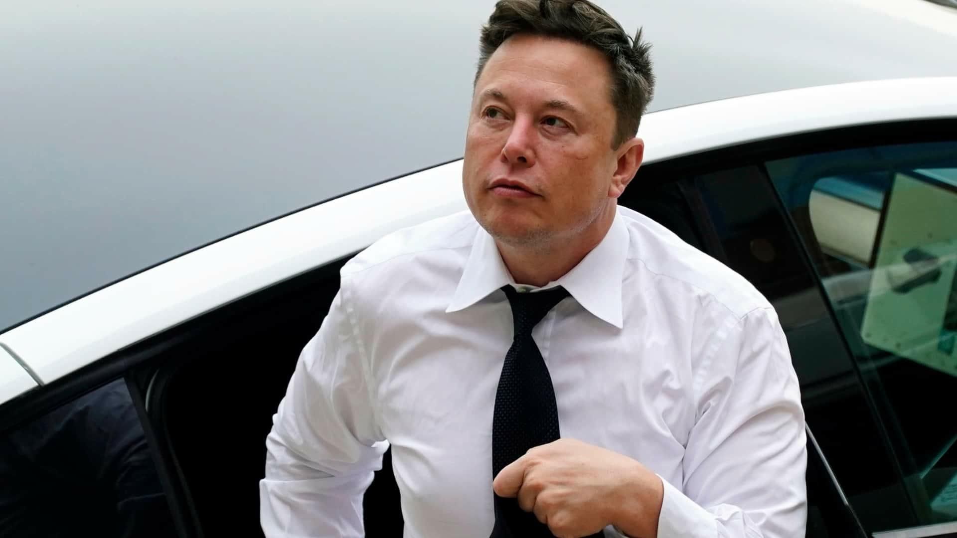 Wikipedia throws shade at Elon Musk in site's donation message indy100