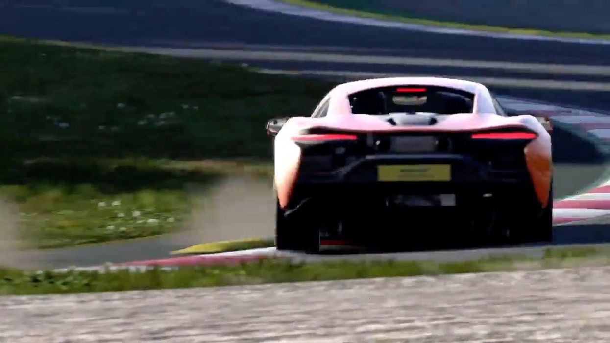 F1 22 now allows you to buy sofas and supercars