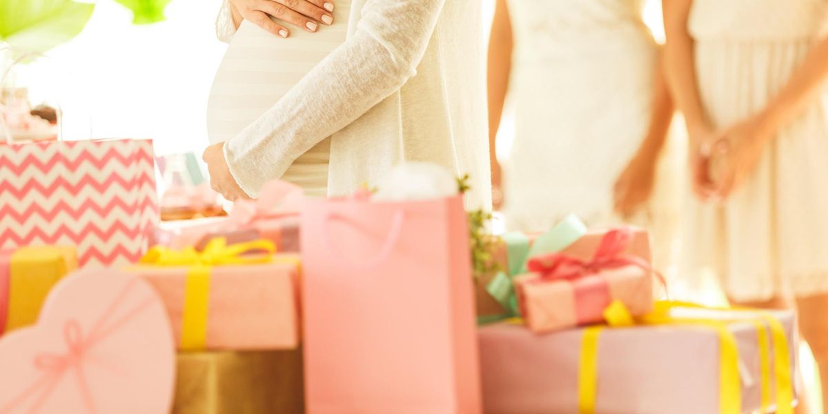 Dad-to-be slammed after admitting he pocketed all the money from baby shower cards | indy100