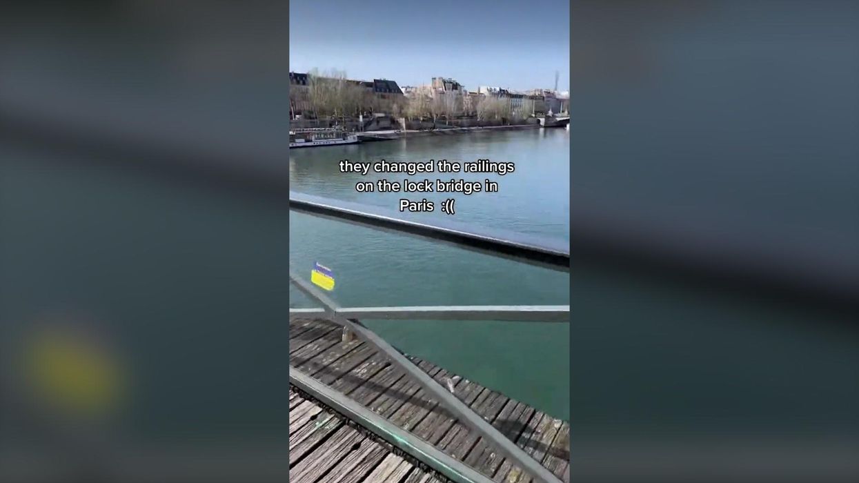 End of famous Paris 'love lock' bridge as it's changed to glass panels