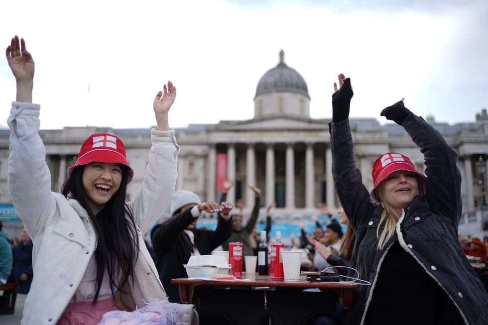 Fans watch Czech Republic v England