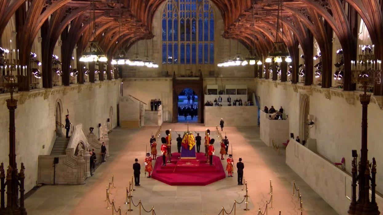 Photo of exhausted beefeaters taking break from guarding Queen's coffin goes viral