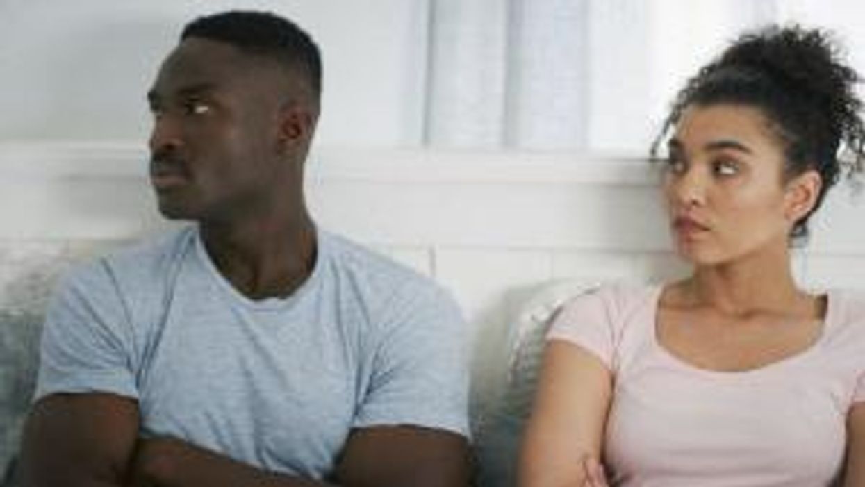 Woman shares red flag texts that she received from a guy that she had been dating for five days