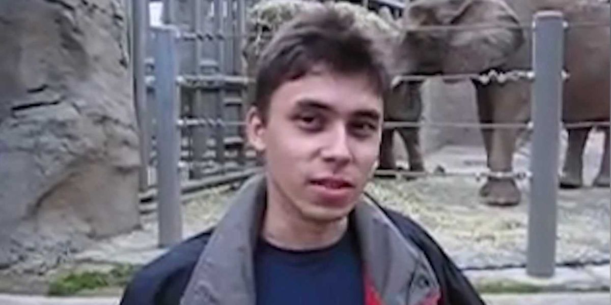 Reconstruction of original YouTube page joins V&A collection