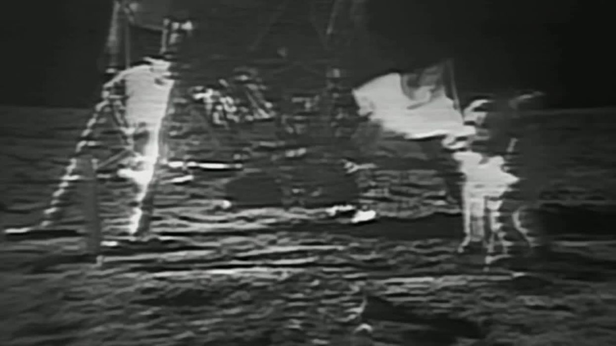 Conspiracy theorists think they've spotted something very strange in this moon landing photo