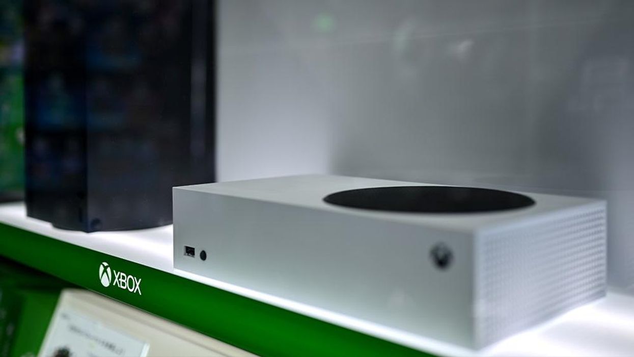 'Woke Xbox' with power saving mode has right wingers overheating
