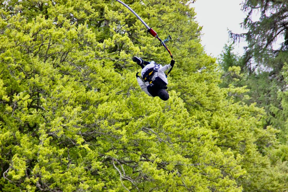 Frenchman begins world bungee jump record challenge off Scottish bridge