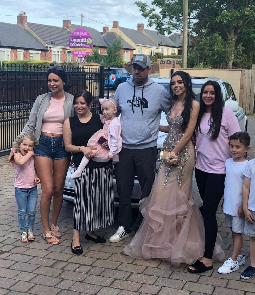 (Gemma Haswell) Lana and her family