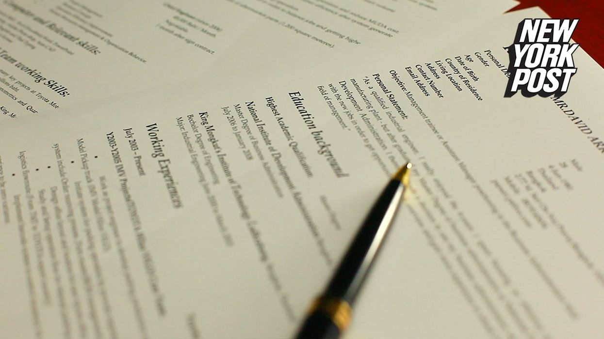 Is the viral Gen Z 'out of office' trend unprofessional? Career expert weighs in