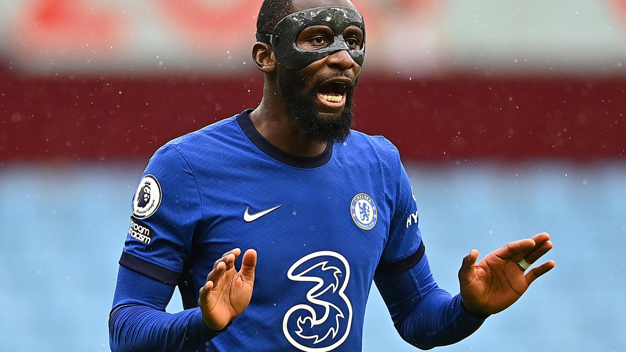 <p>German football star Antonio Rüdiger is wearing a mask at Euro 2020.</p>